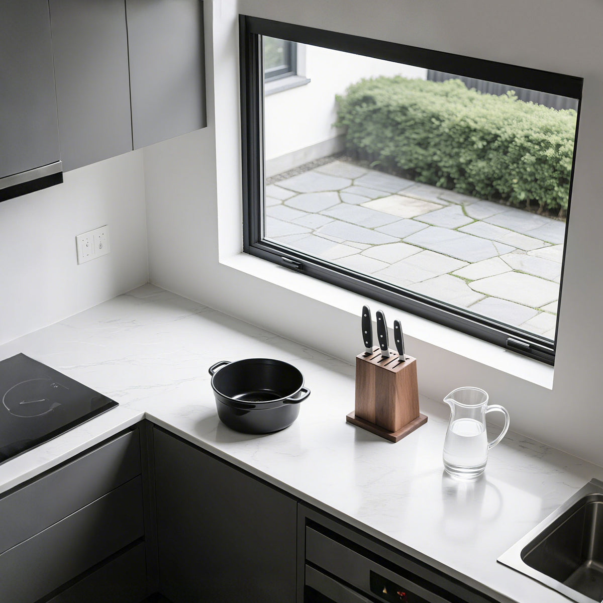 Breeze 1 - Window Square 2